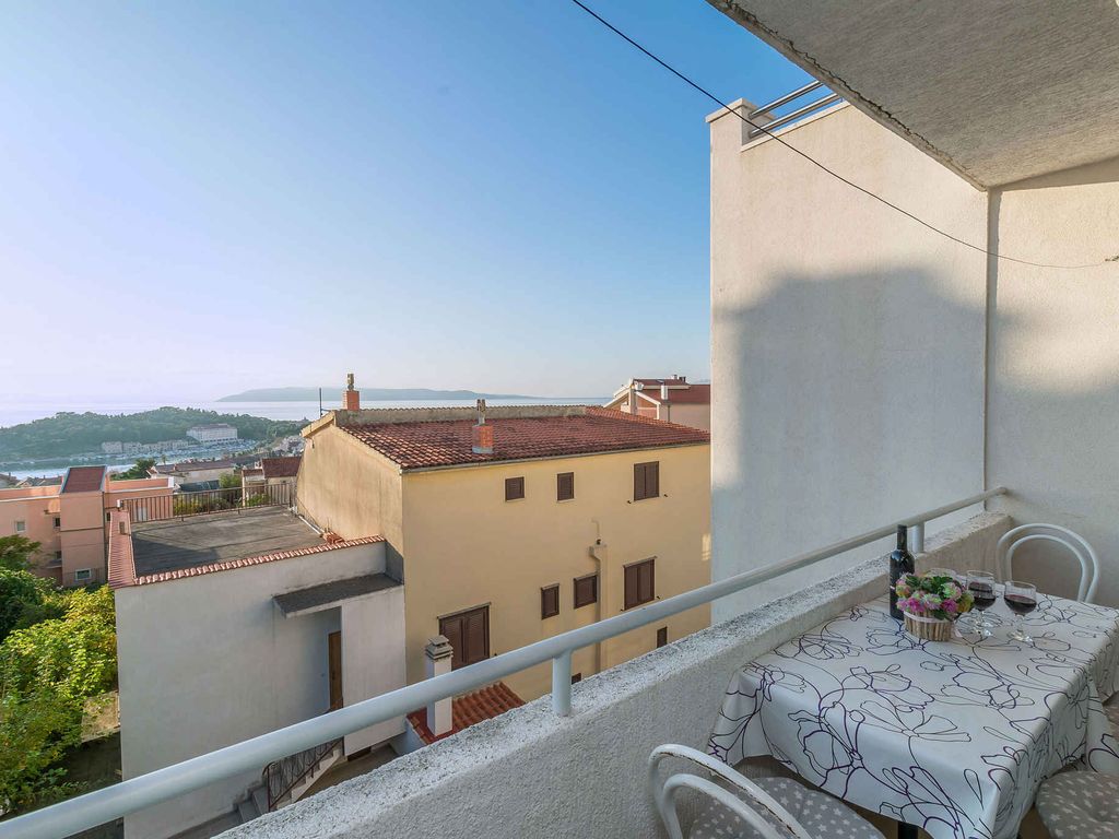 Ferienwohnung mit Balkon und Meerblick