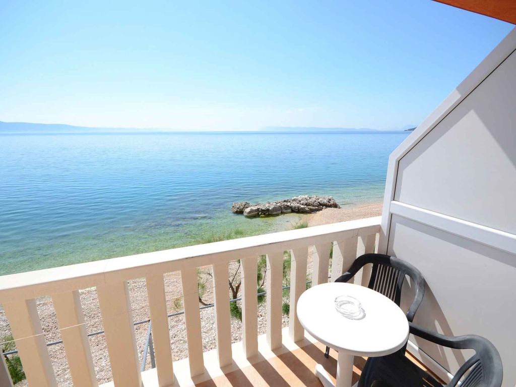 Ferienwohnung mit Klimaanlage und Kieselstrand nähe