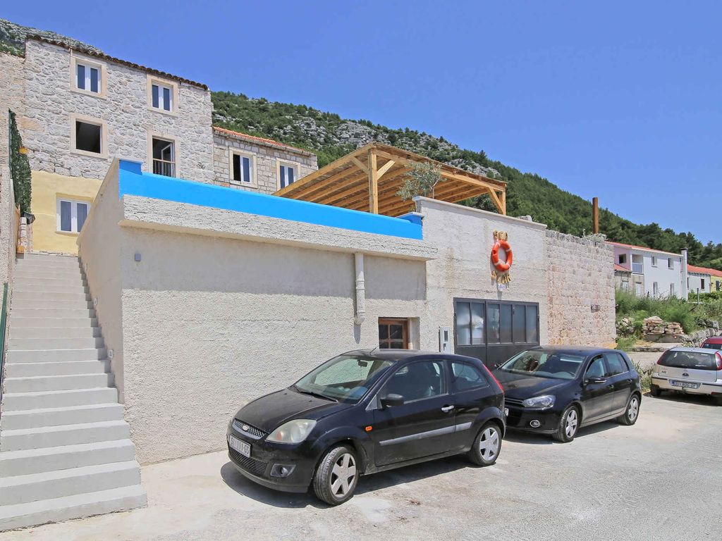 Ferienhaus mit Klimaanlage und Außenpool