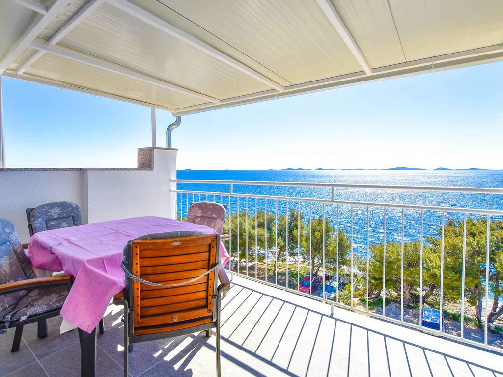 Ferienwohnung mit Klimaanlage und Meerblick