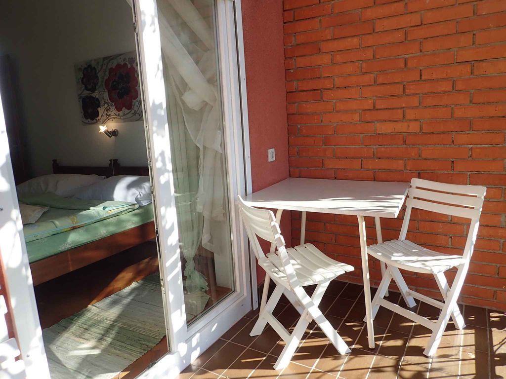 Ferienwohnung mit Terrasse und Klimaanage