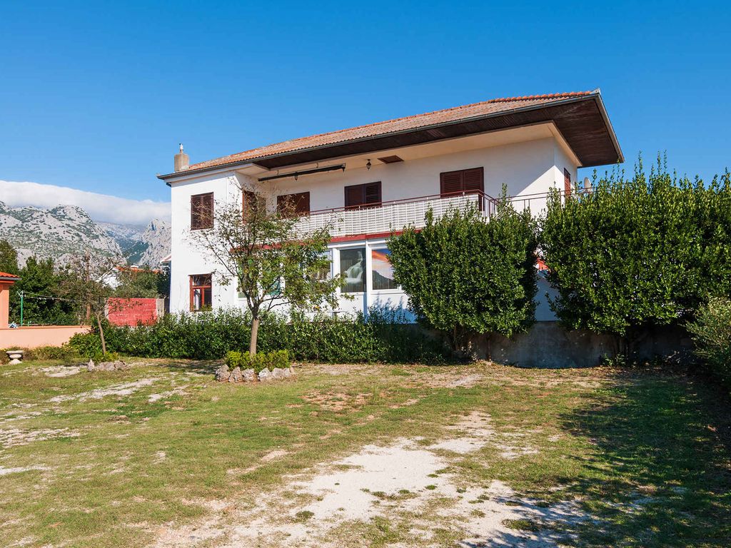 Ferienwohnung mit Klimaanlage und Terrasse