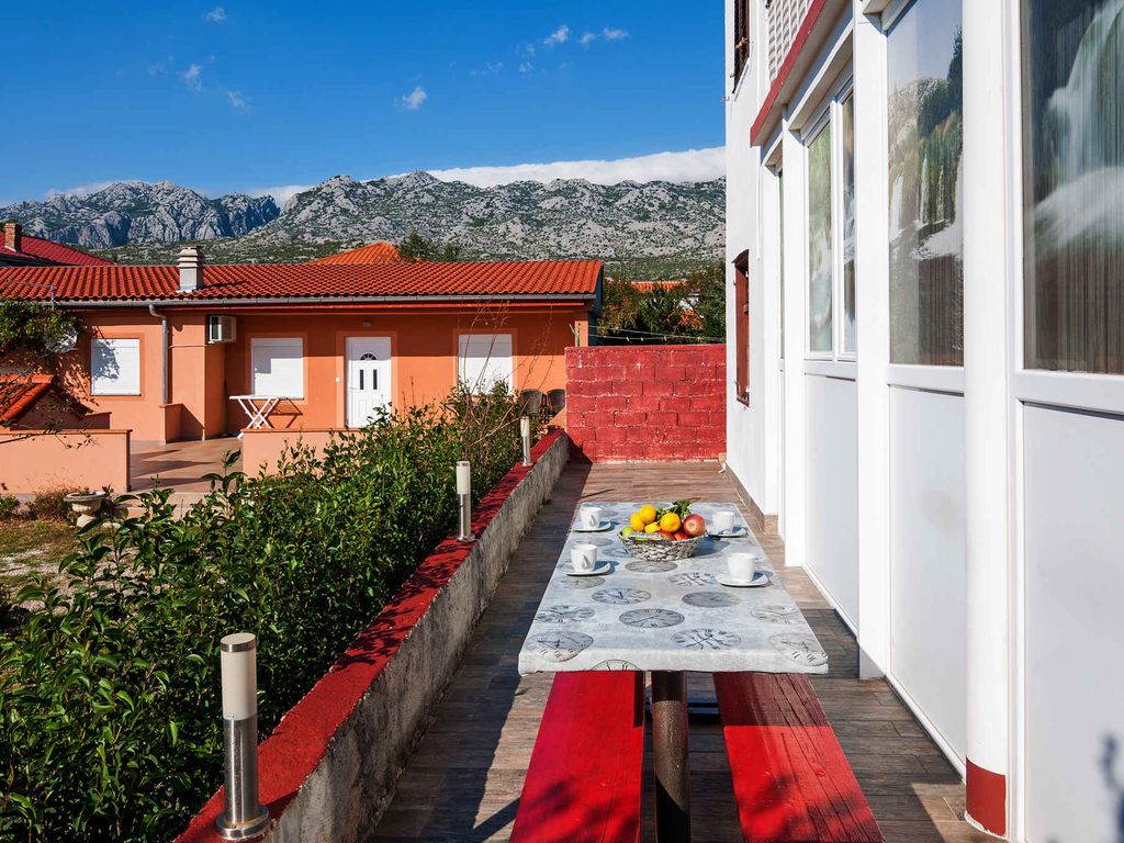 Ferienwohnung mit Klimaanlage und Terrasse