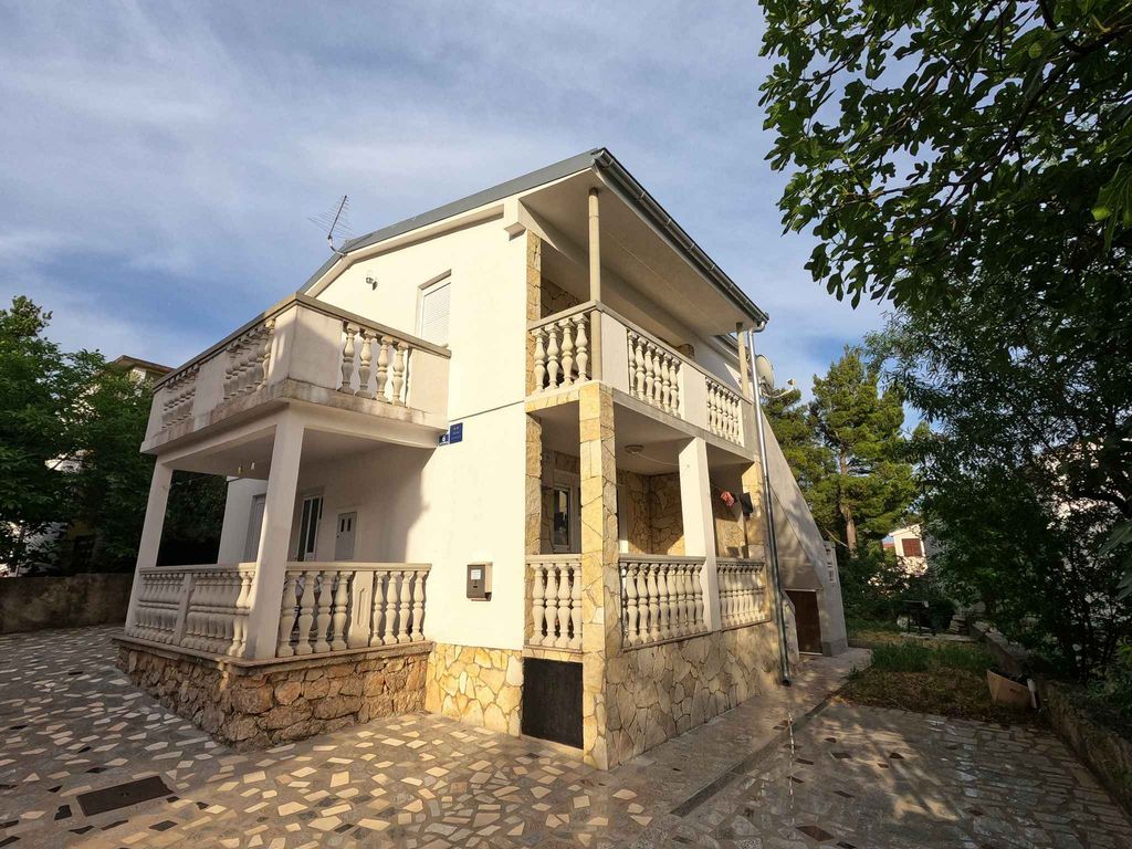 Ferienwohnung mit Klimaanlage und Terrasse
