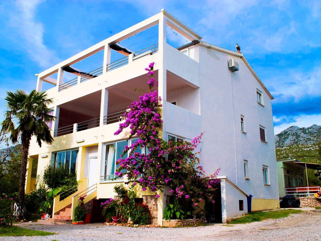 Ferienwohnung mit Terrasse und Meersicht