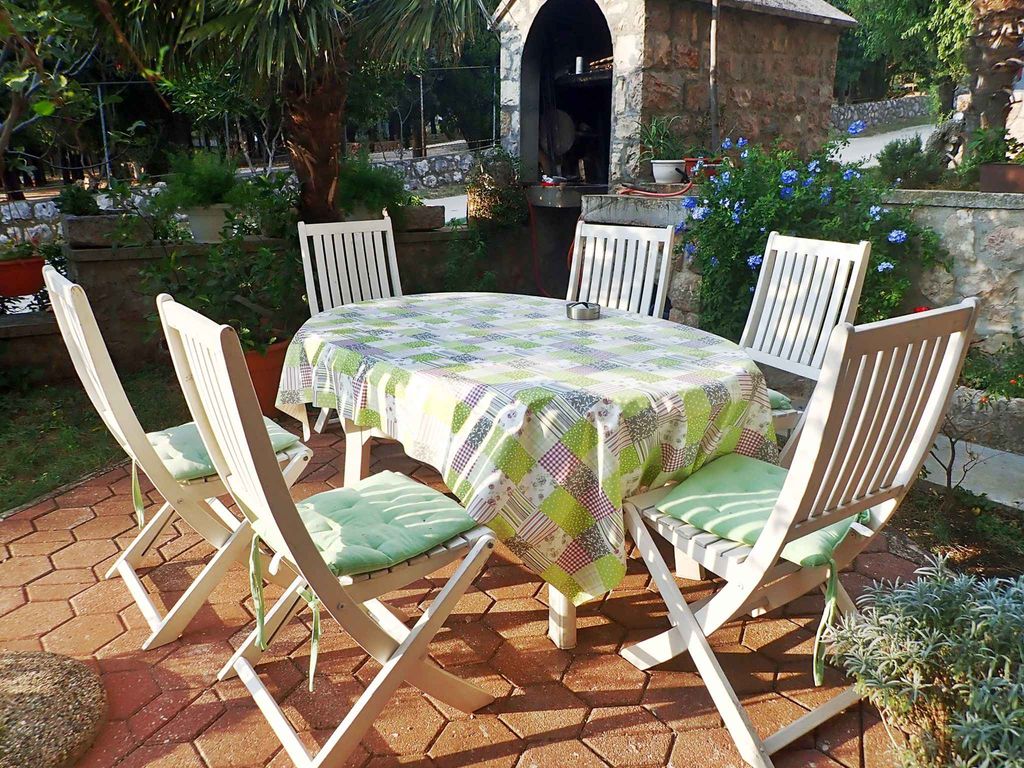 Ferienwohnung mit Klimaanlage und Balkon