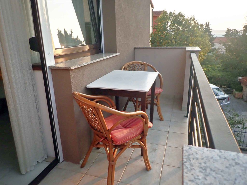Ferienwohnung mit Klimaanlage und Balkon