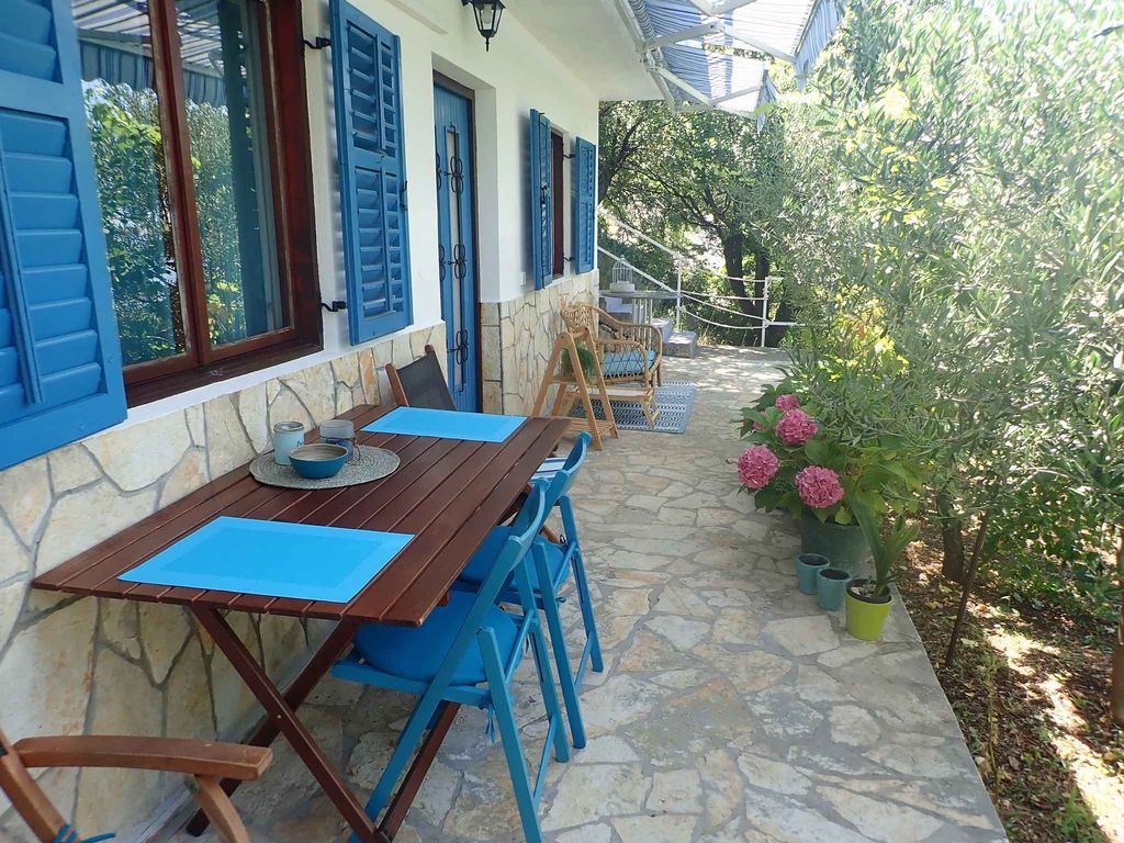 Studio mit Klimaanlage und Terrasse in Küstennähe