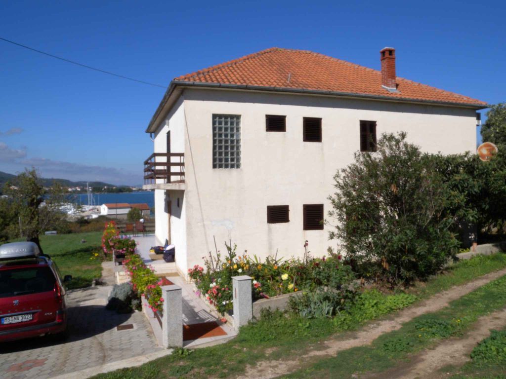 Ferienwohnung mit Balkon und Meerblick