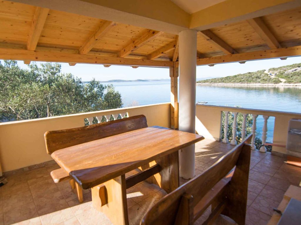 Ferienhaus mit Grill, am Meer