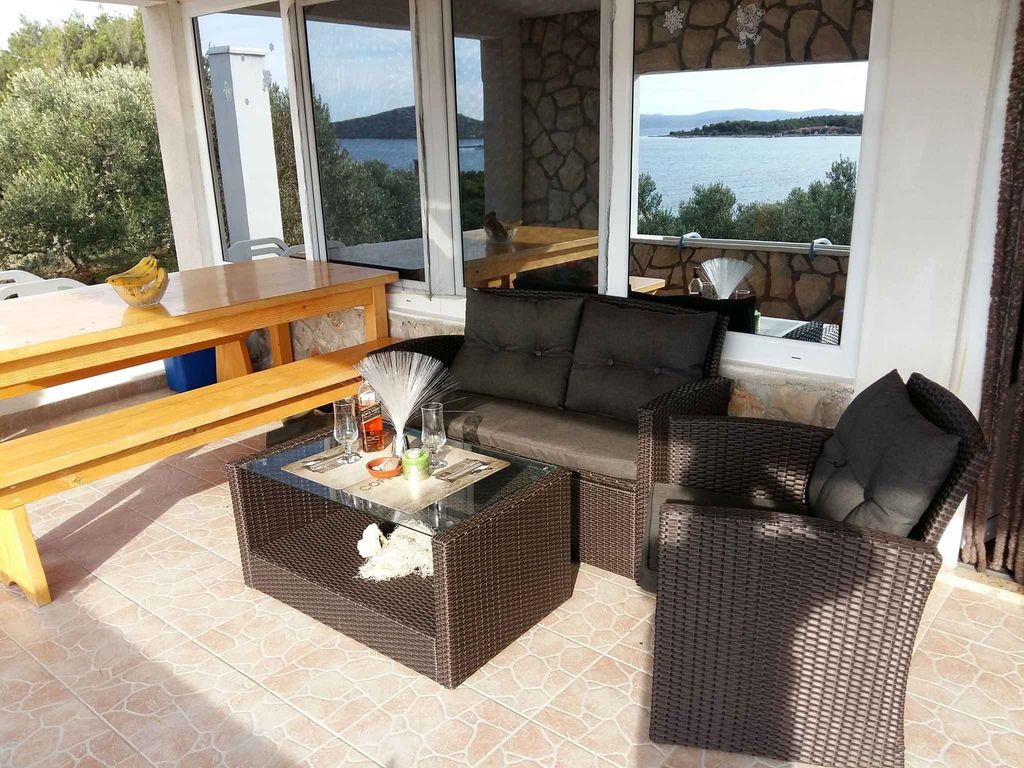 Ferienhaus mit Klimaanlage und Meerblick