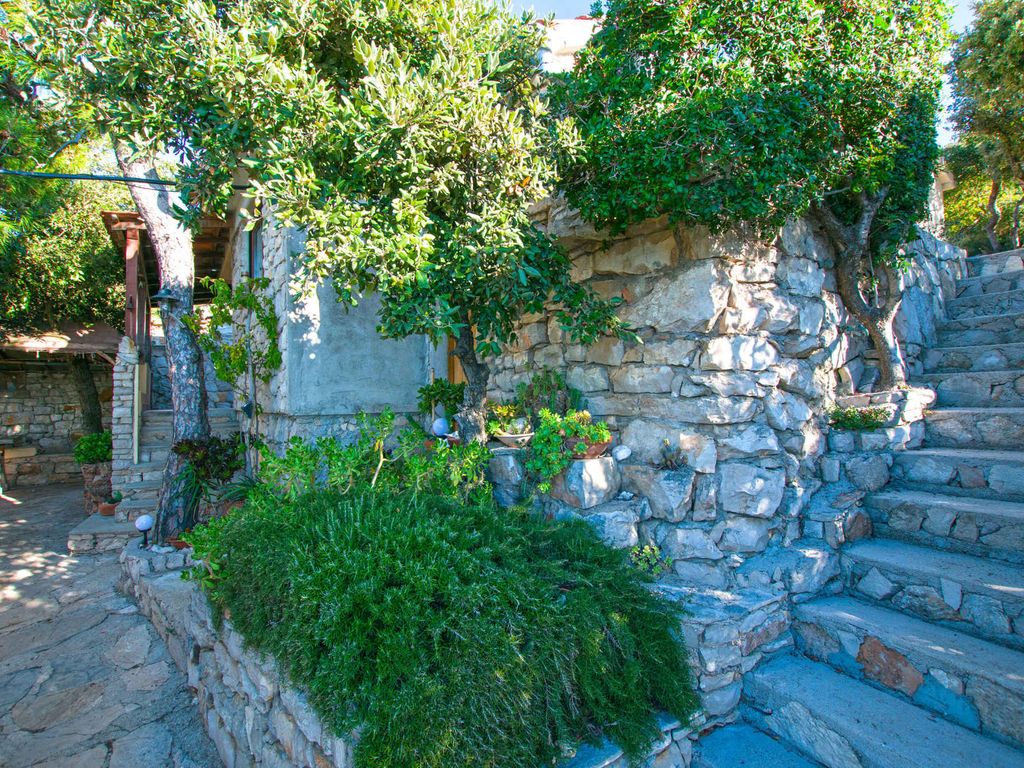 Ferienhaus mit Grill und Garten