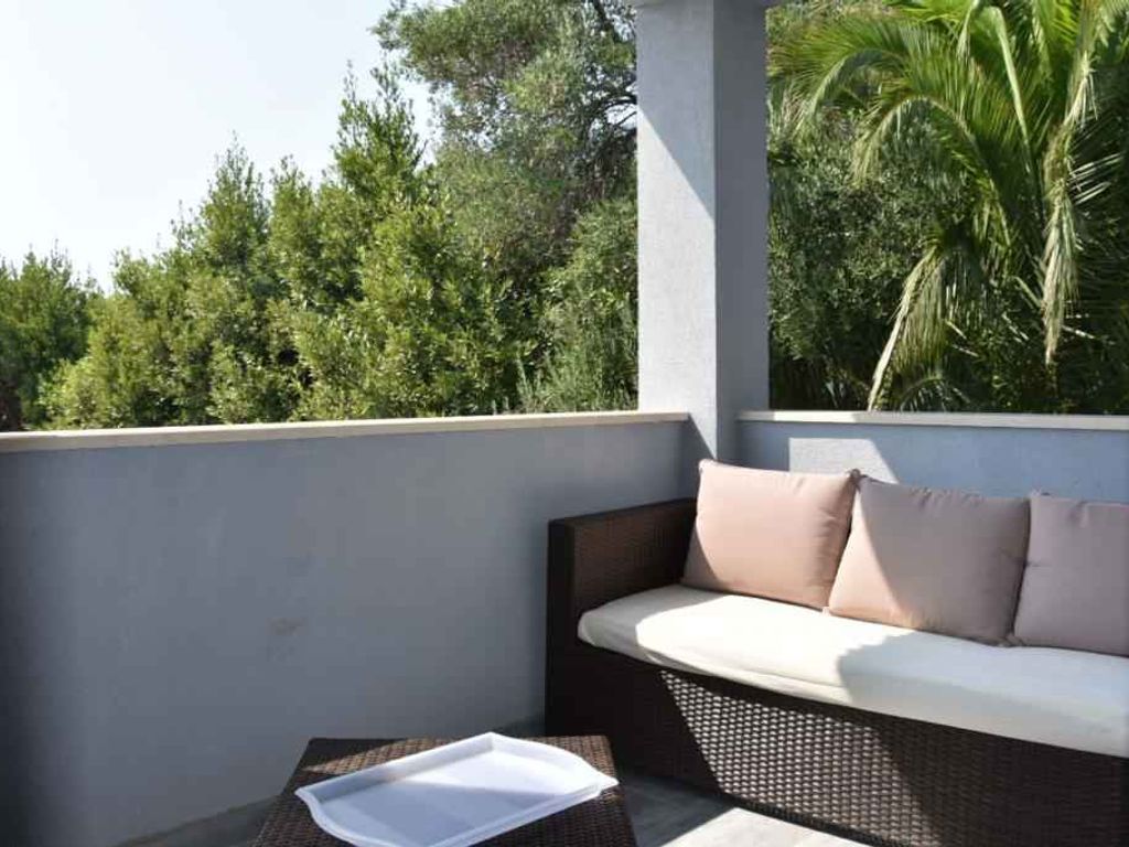 Ferienwohnung mit Meerblick und Terrasse