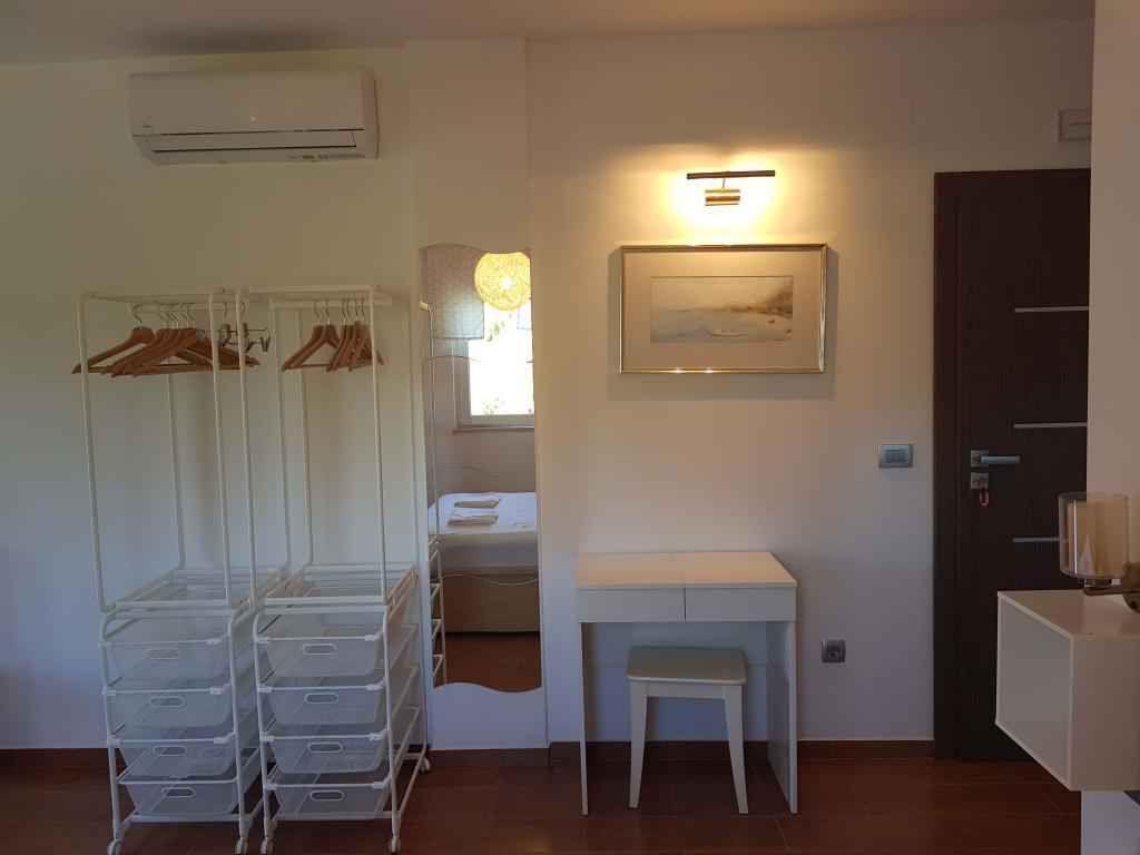 Studio mit Meerblick und Terrasse