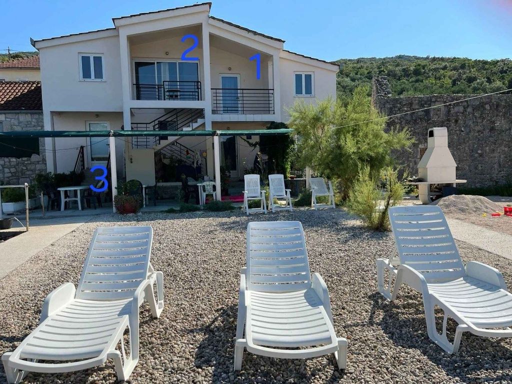 Ferienwohnung mit Klimaanlage und Meerblick