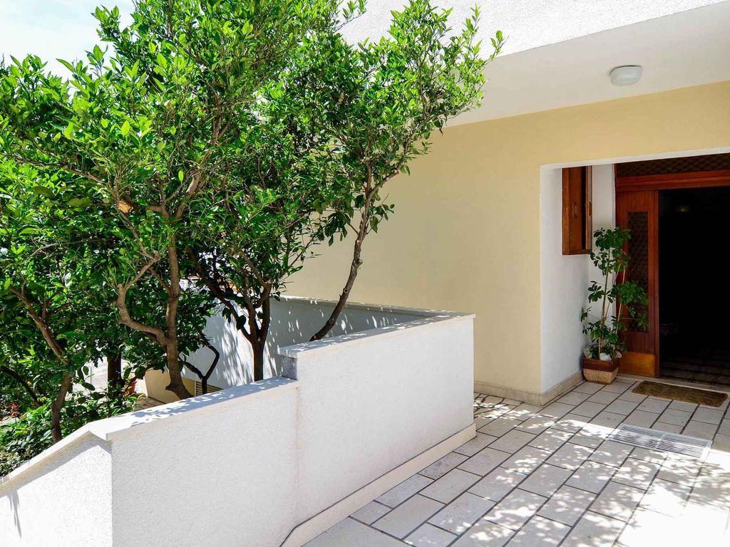 Ferienwohnung mit Balkon und Meerblick