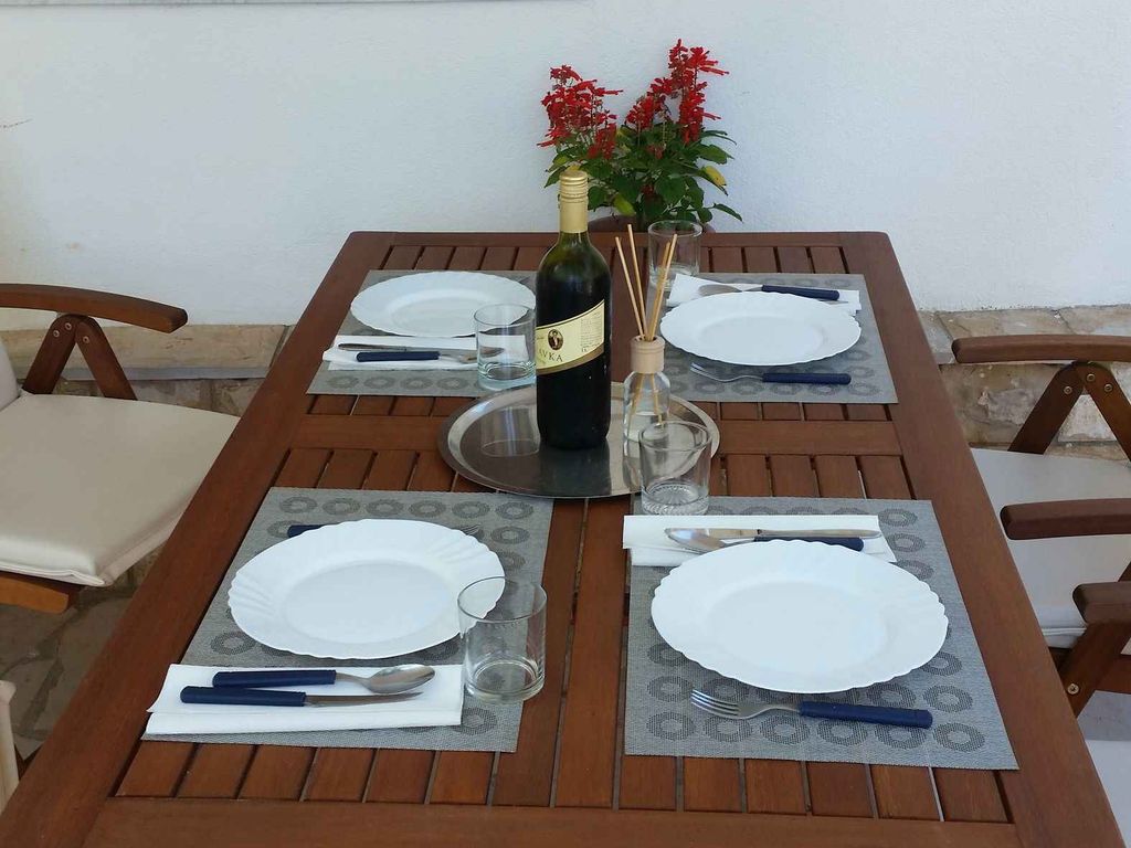 Ferienwohnung mit Terrasse und Grill, am Meer