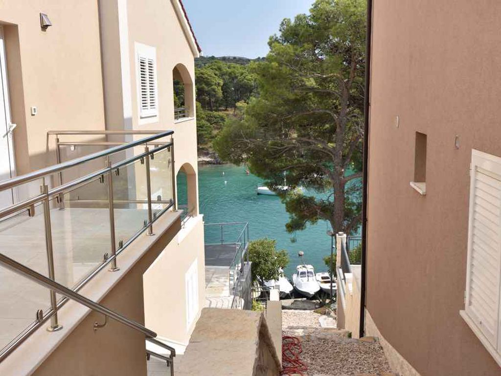 Ferienwohnung mit Terrasse 200 m vom Strand entfernt