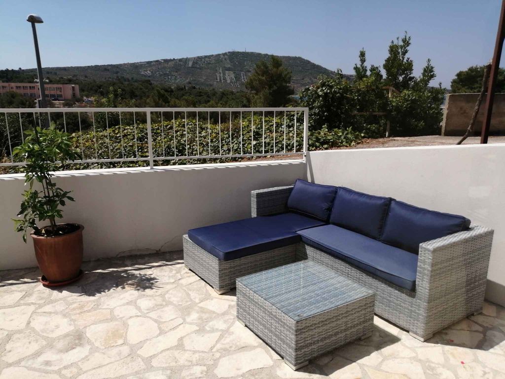Ferienwohnung mit Terrasse und Pool