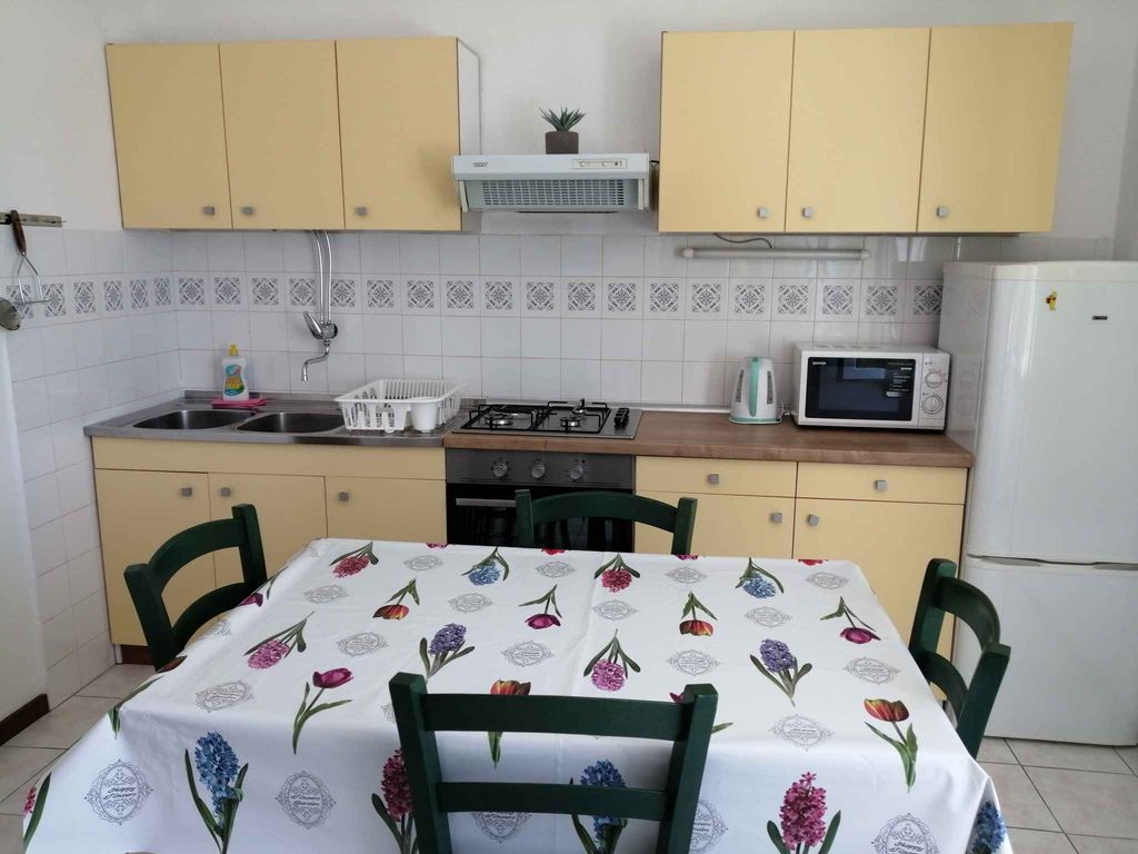 Ferienwohnung mit Terrasse und Pool