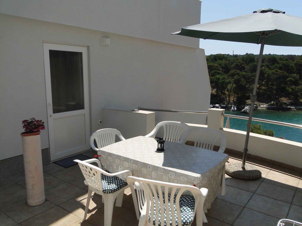 Ferienwohnung am Meer mit Terrasse und Meerblick