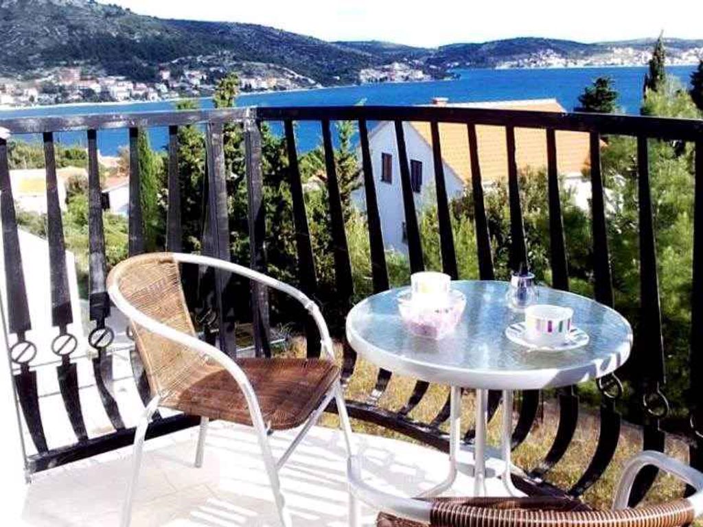 Ferienwohnung mit Meerblick 250 m vom Strand