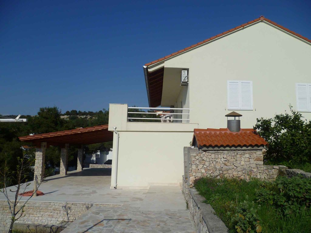 Ferienwohnung mit Terrasse und Meerblick
