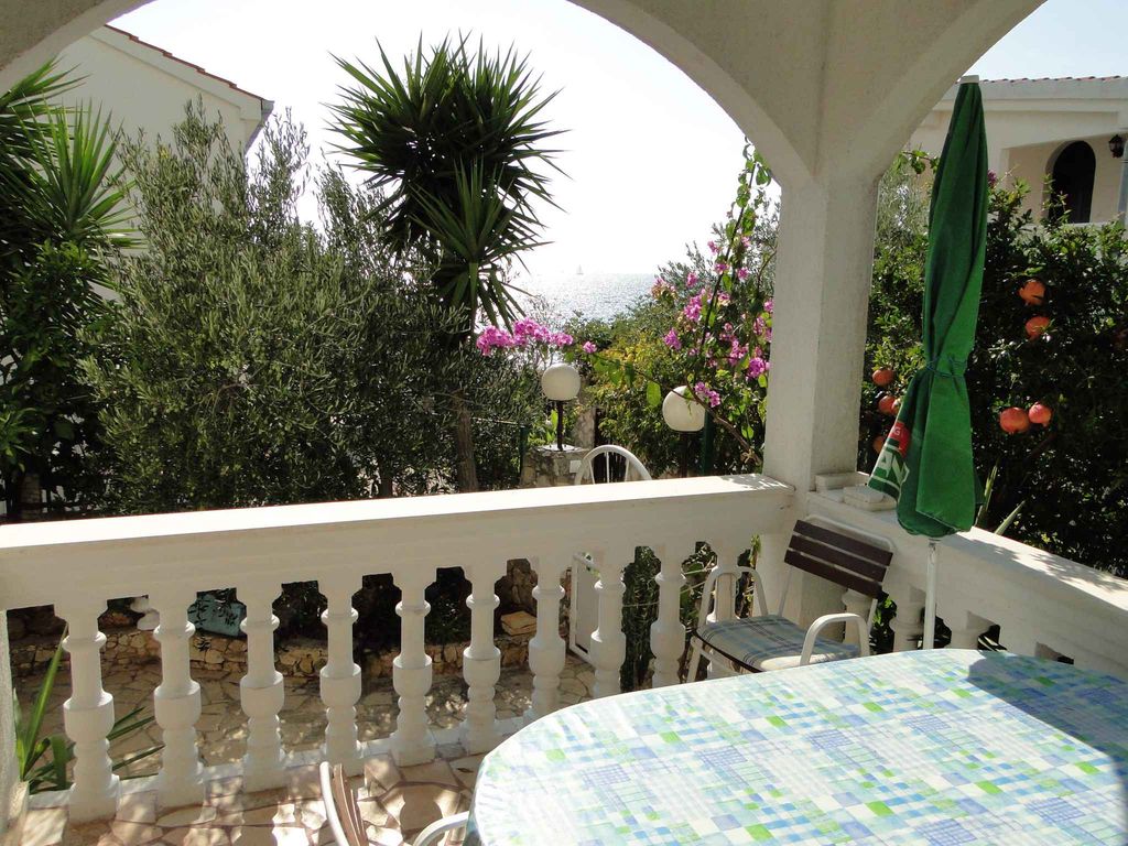 Ferienwohnung 20 m zum Strand