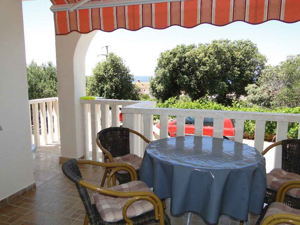 Ferienwohnung mit Terrasse und Meerblick