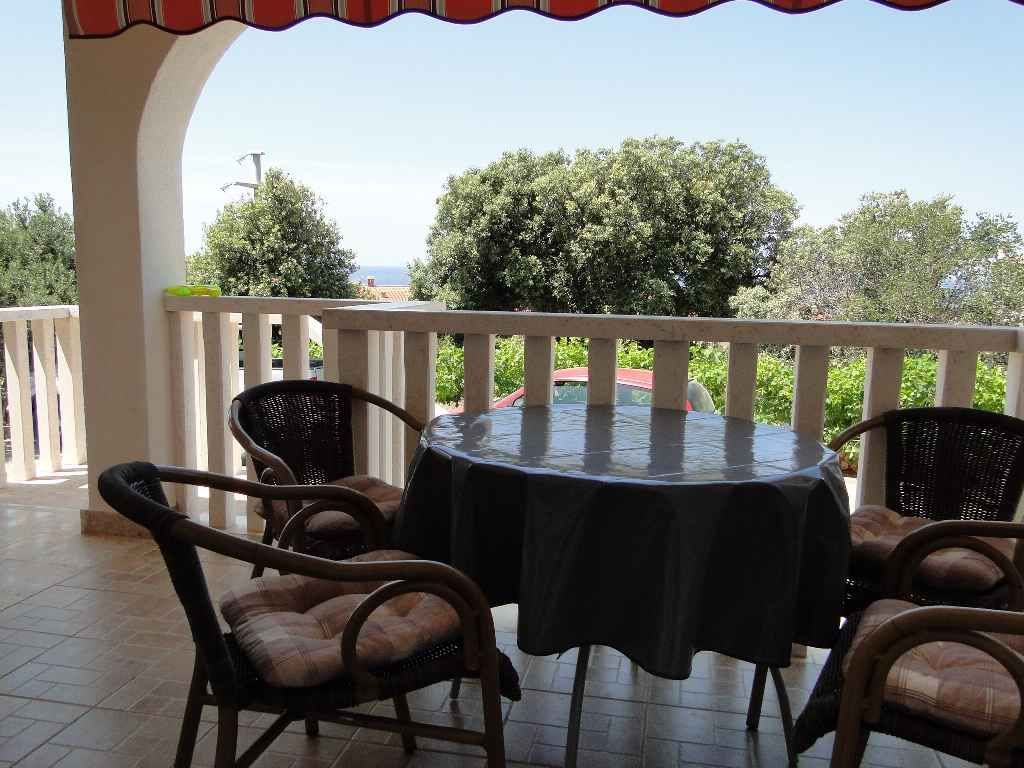 Ferienwohnung mit Terrasse und Meerblick