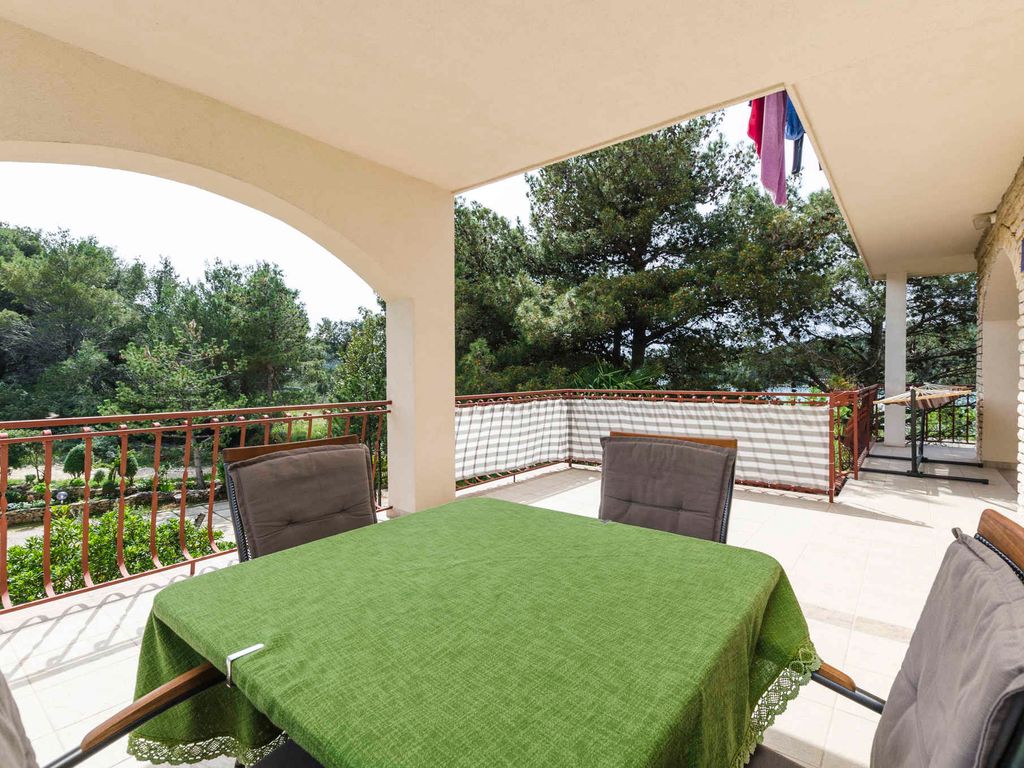 Ferienwohnung mit Balkon und Klimaanlage