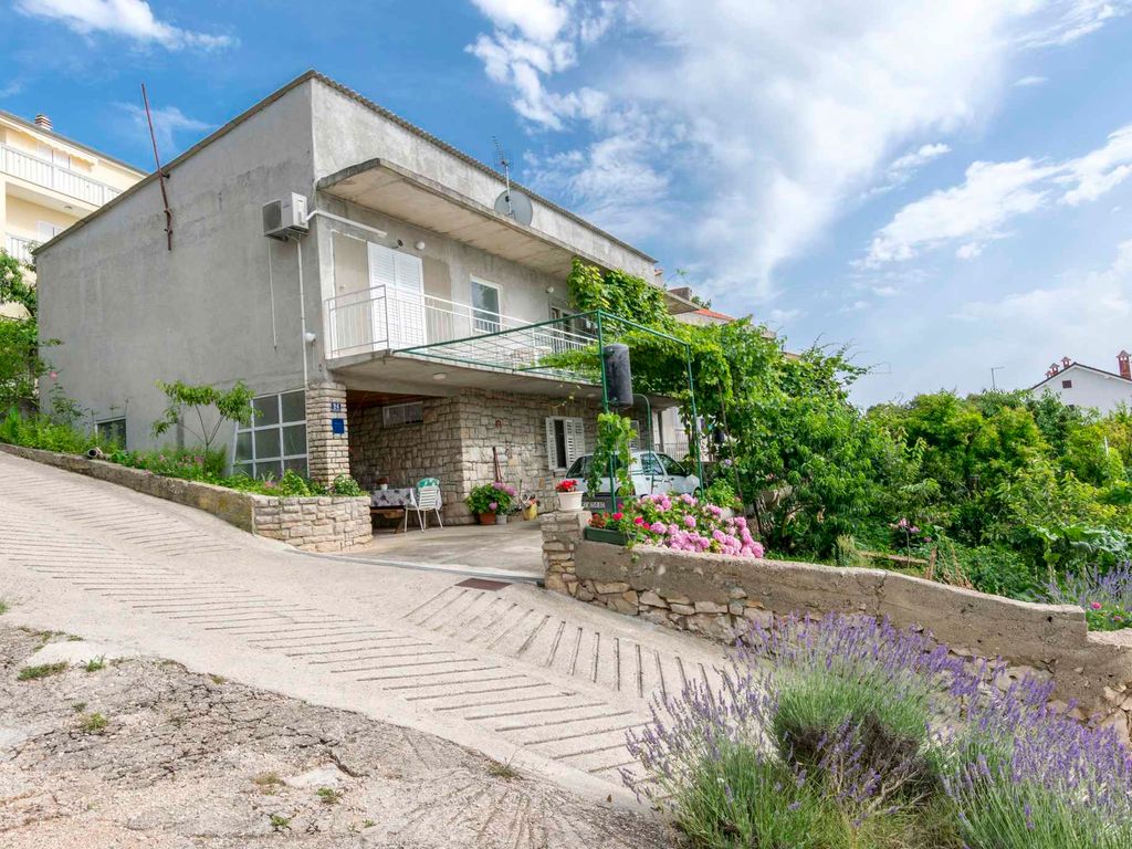 Ferienwohnung mit Internet und Grill