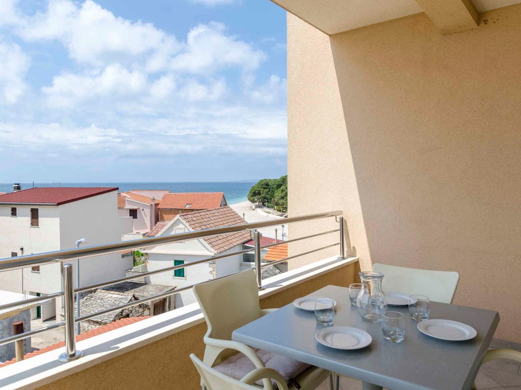 Ferienwohnung mit Klimaanlage und Balkon