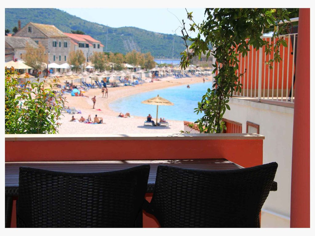 Ferienwohnung mit Terrasse und Meerblick