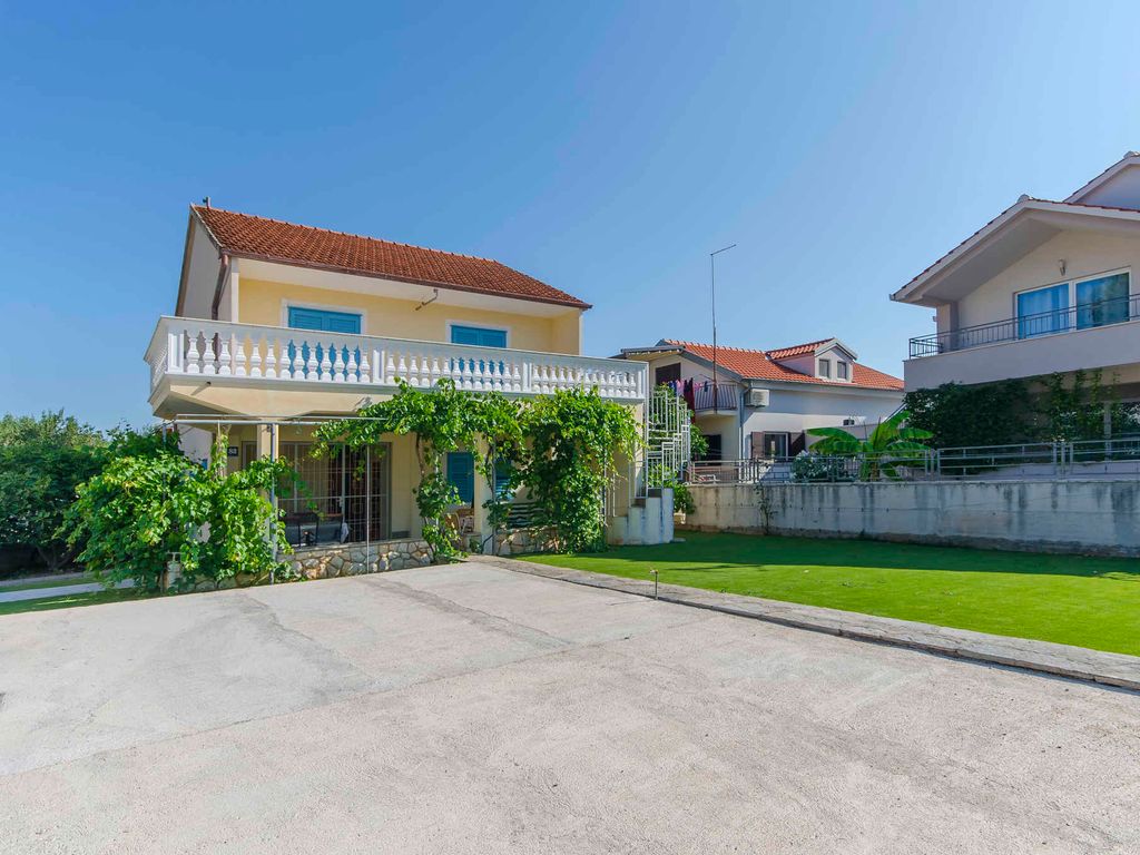 Ferienhaus mit Seeblick