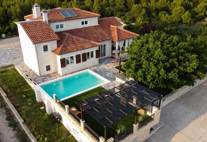 Ferienhaus mit Klimaanlage und Außenpool – Foto 2