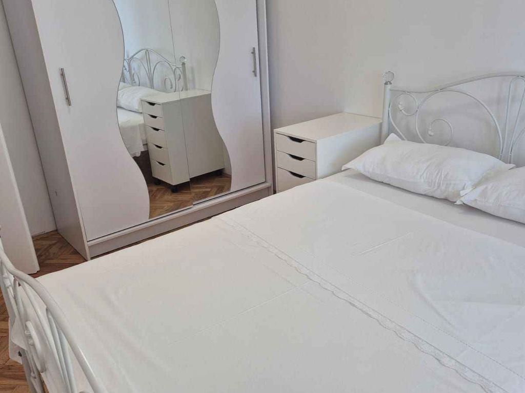 Ferienwohnung mit Balkon und Meerblick
