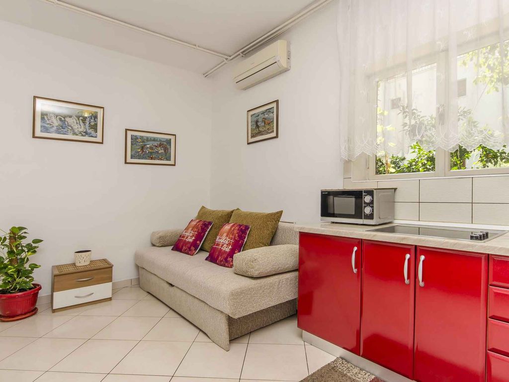 Ferienwohnung mit Terrasse und Klimaanlage
