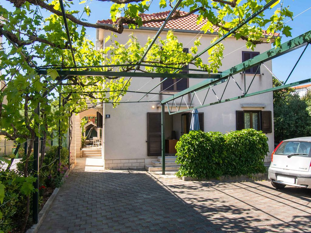 Ferienwohnung mit Terrasse