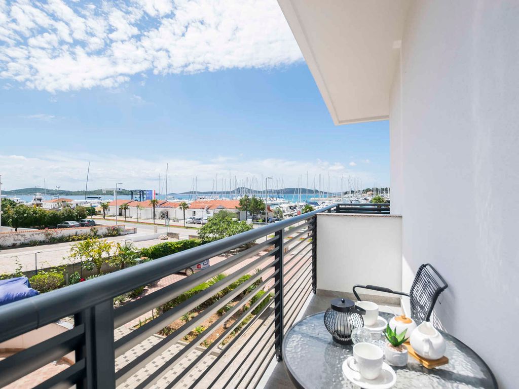 Ferienwohnung mit Klimaanlage und Meerblick