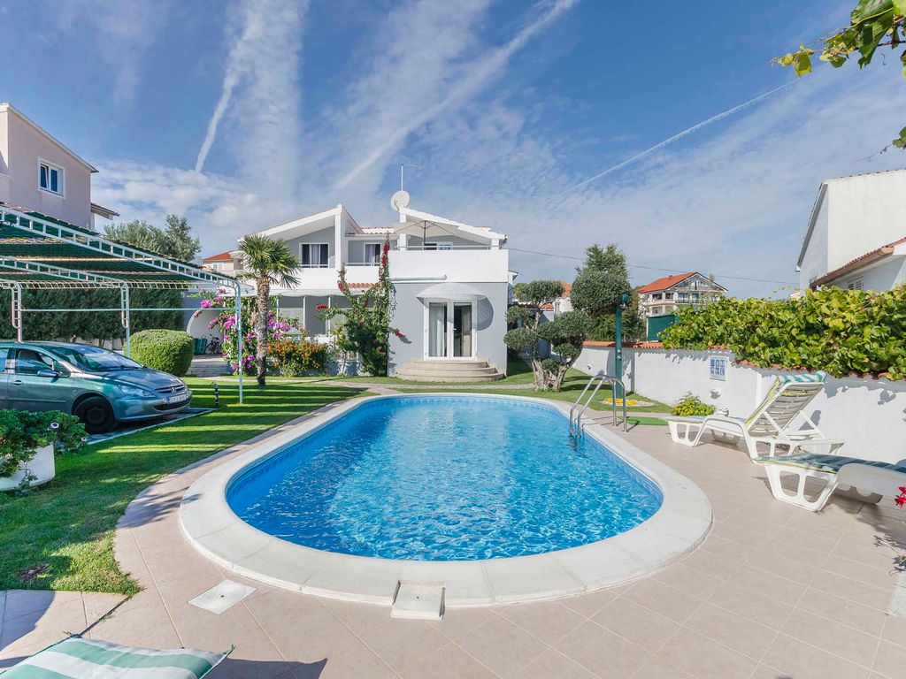 Ferienwohnung mit Klimaanlage und Pool