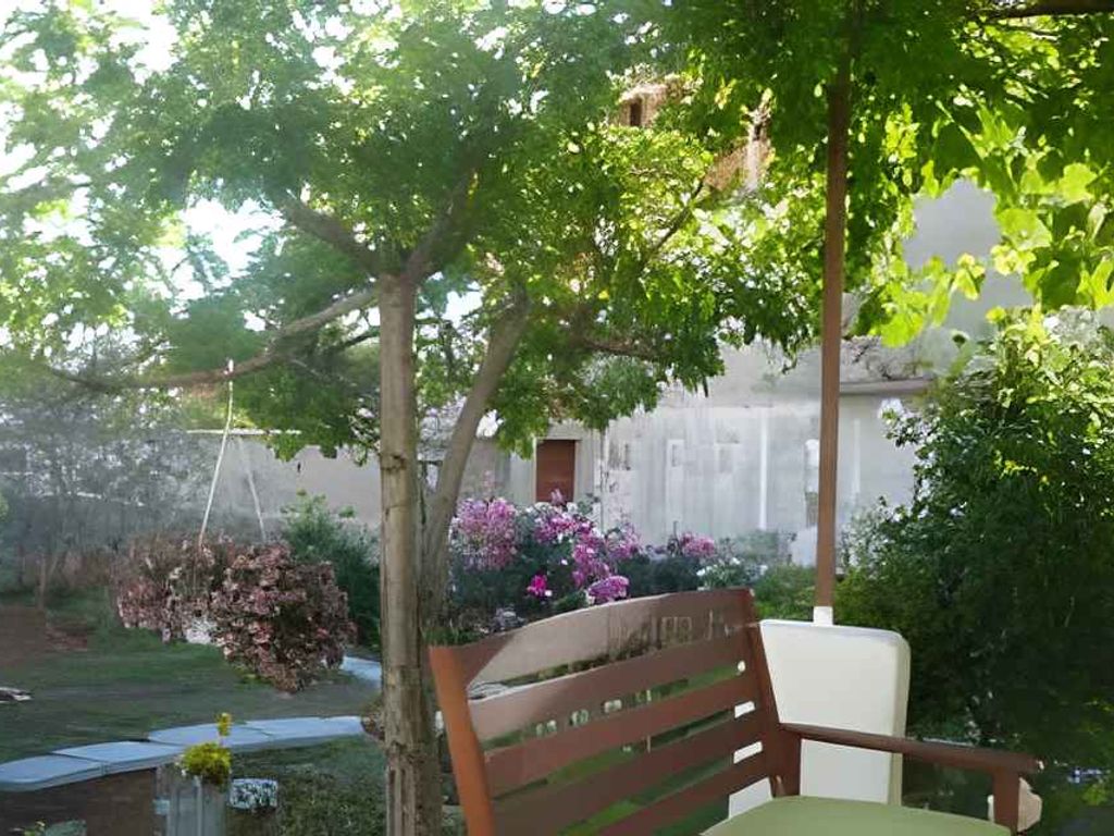 Ferienwohnung mit wunderschönen Dekoration und märchenhaftem Äußerem