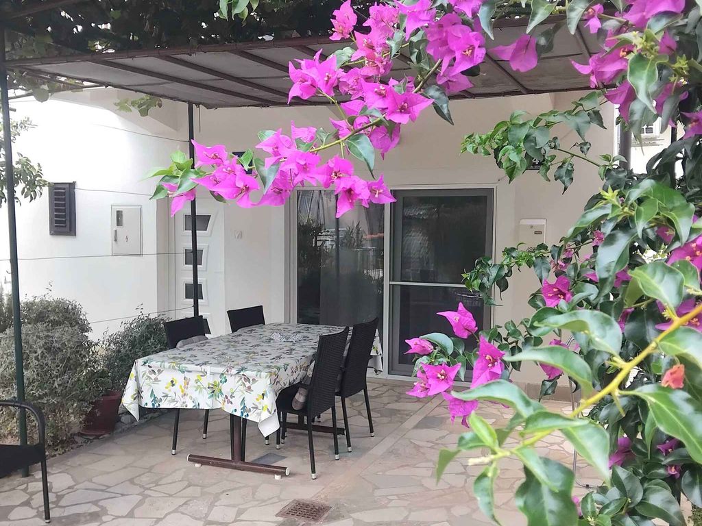 Ferienwohnung mit Terrasse