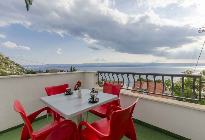 Ferienwohnung mit Balkon und Meerblick