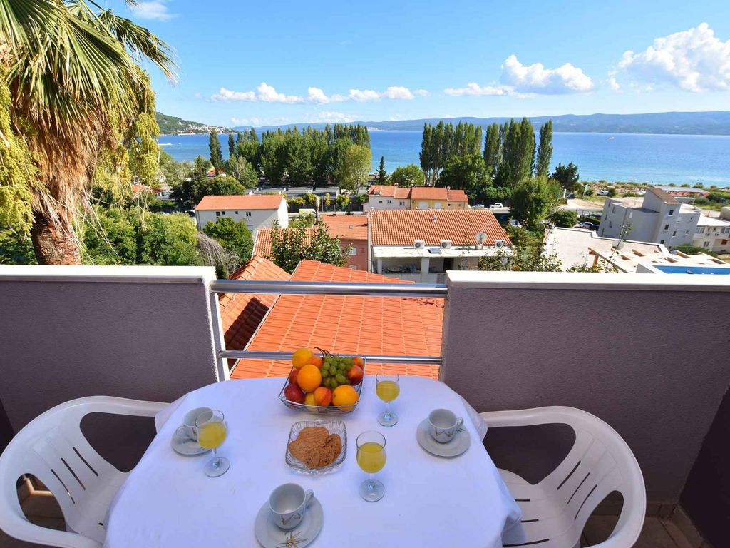 Ferienwohnung mit Balkon und Meerblick