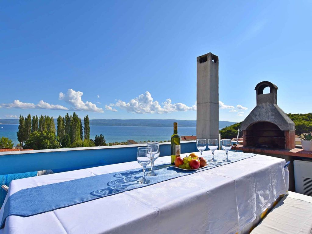 Ferienwohnung mit Balkon und Meerblick