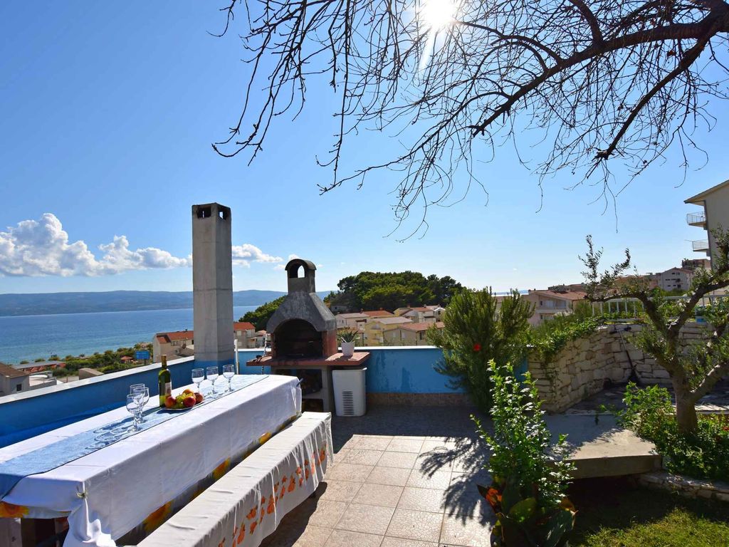 Ferienwohnung mit Balkon und Meerblick