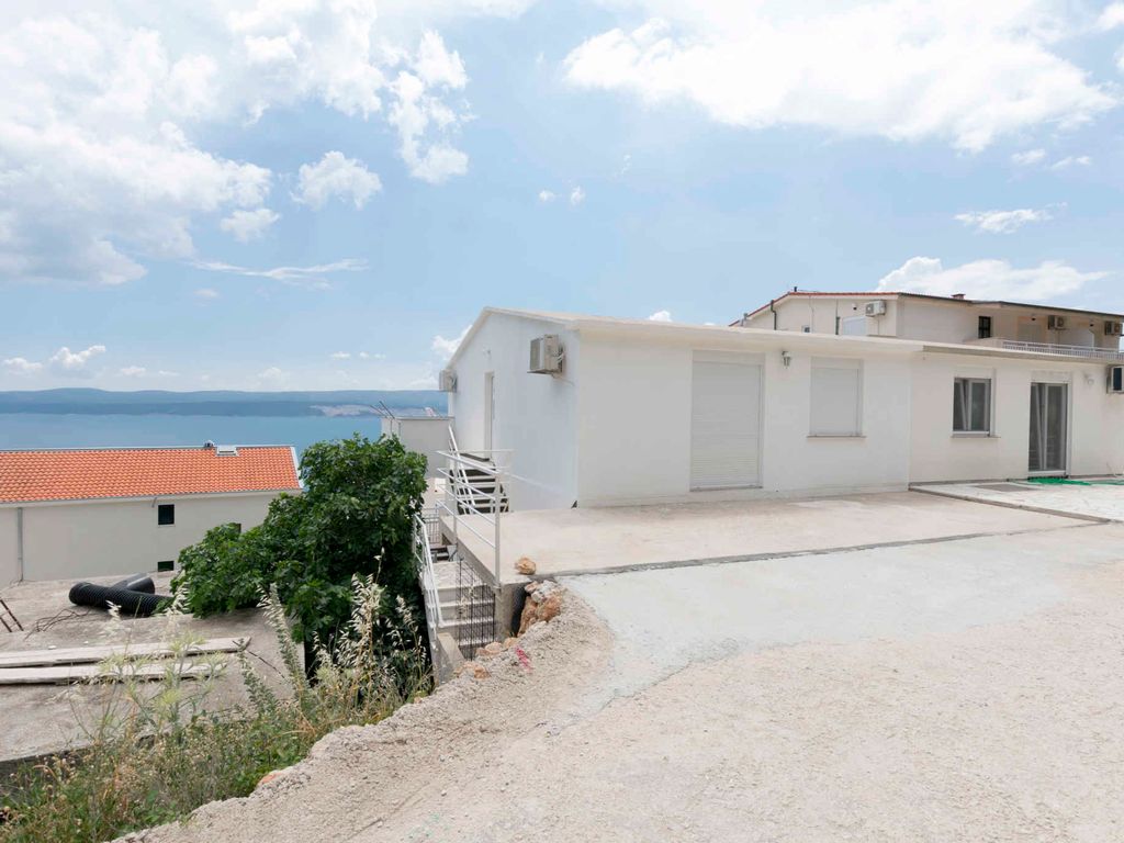 Ferienwohnung mit Klimaanlage und Meerblick