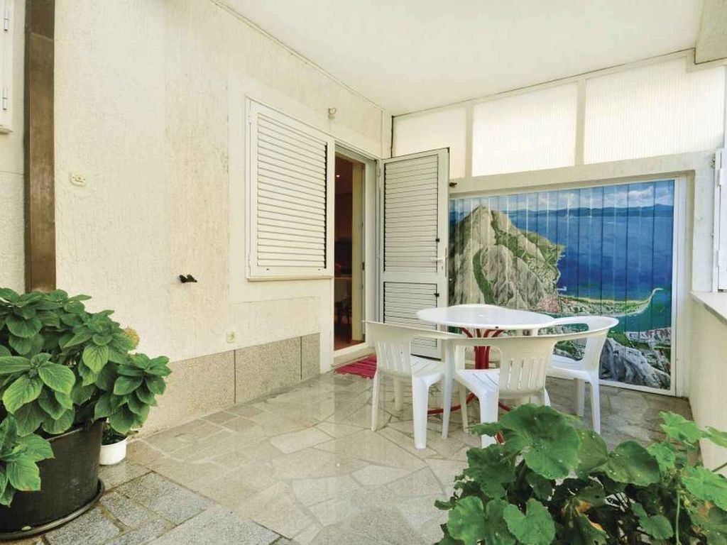 Ferienwohnung mit Klimaanlage und Balkon in Omis