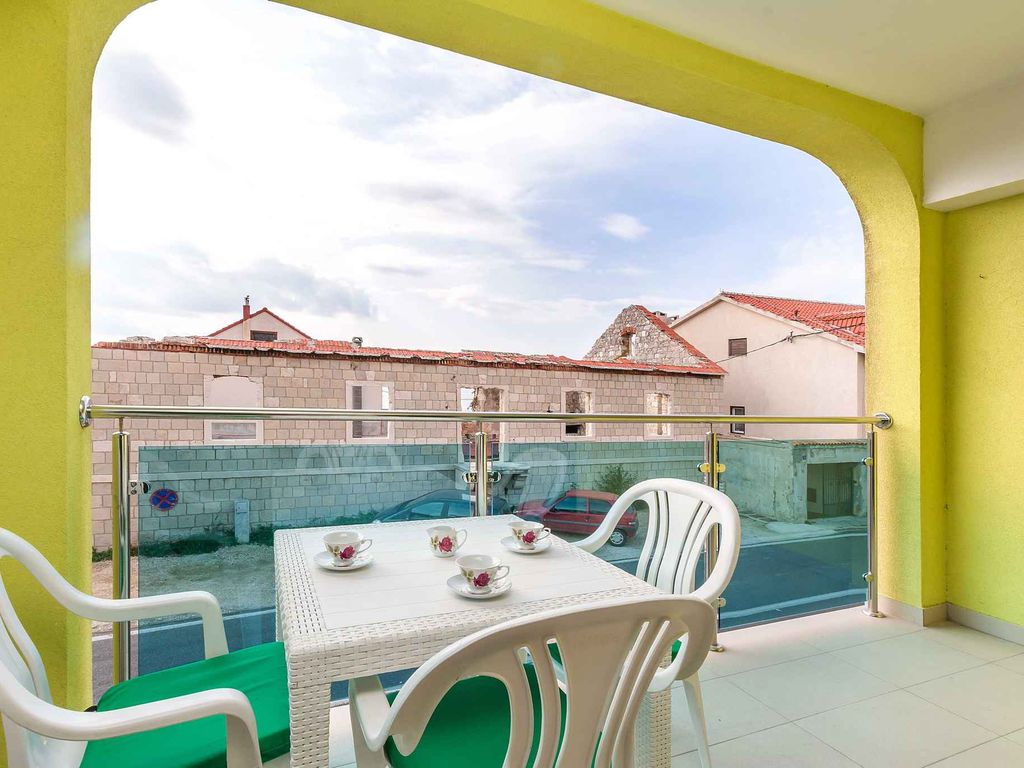 Ferienwohnung mit Balkon, im Zentrum